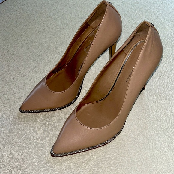 BCBG Generation Stiletto heels - Picture 2 of 8